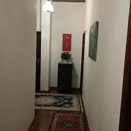 Holiday home Casa Camelias Gouveia (Guarda)