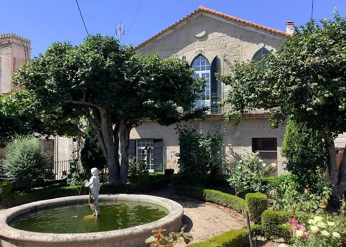 Casa Camelias Говея