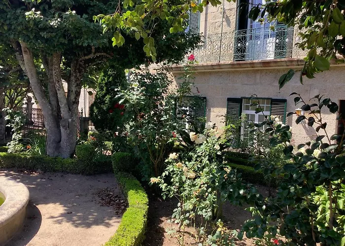 Casa Camelias Говея