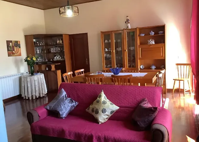 Dom wakacyjny Casa Camelias *