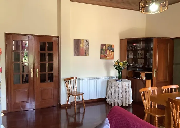 Casa Camelias Говея